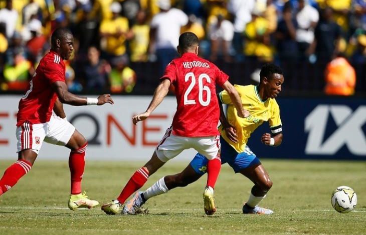 5 قنوات مفتوحة تنقل مباراة الأهلي وصنداونز في الدوري الإفريقي